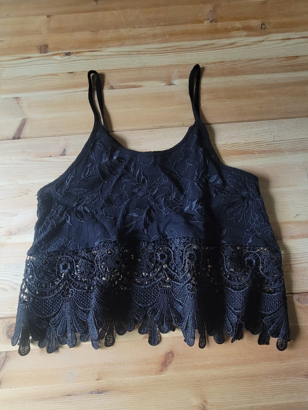 audrey 3+1 Black Lace-Hem Camisole